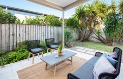 18 Cova Boulevard, Hope Island, Qld 4212
