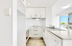 4A/510 Marine Parade, Biggera Waters, Qld 4216