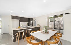 21 Cowen Terrace, North Lakes, Qld 4509