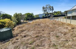 8 Slack Street, North Booval, Qld 4304