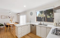 6/18 Kittyhawk Court, Airport West, Vic 3042