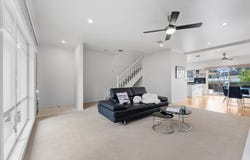 18 Scarborough Square, Mont Albert North, Vic 3129