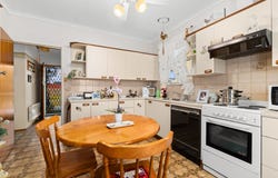 24 Knight Street, Maffra, Vic 3860