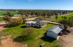 'Glenyarren' 8482 Newell Highway, Beckom, NSW 2665