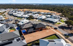 31 Broadmeadows Drive, Bushmead, WA 6055