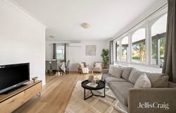 126 Esther Crescent, Mooroolbark, Vic 3138
