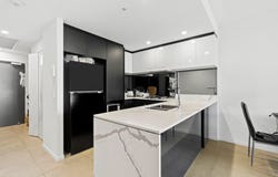 51005/5 Harbour Side Court, Biggera Waters, Qld 4216