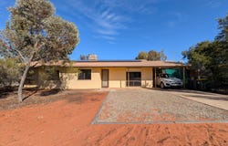 1 Anna Ct, Roxby Downs, SA 5725