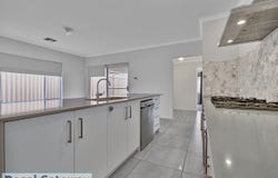 15 Prato Vista, Hammond Park, WA 6164