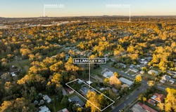 34 Langley Road, Camira, Qld 4300