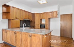 1 Lake Heights Road, Lake Heights, NSW 2502