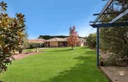 8 Crabapple Close, Bowral, NSW 2576