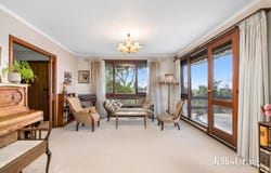 896 Waverley Road, Wheelers Hill, Vic 3150