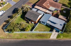 1 Curzon Avenue, Bateau Bay, NSW 2261
