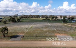 70 Burts Road, Dutton, SA 5356