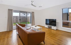 24 Viewpoint Street, Pallara, Qld 4110