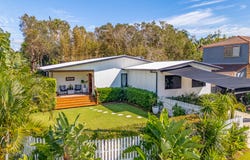2 Beach Avenue, South Golden Beach, NSW 2483