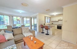 4 Cameo Cct, Glenwood, NSW 2768