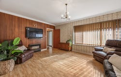5 Lorraine Avenue, Para Vista, SA 5093