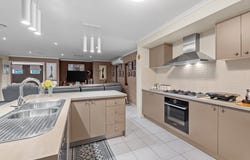 9 Hayston Boulevard, Epping, Vic 3076