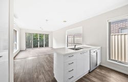 5/491 Wiltshire Lane, Delacombe, Vic 3356