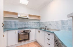 1/18 Jenaya Place, Labrador, Qld 4215