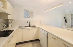 210/4 MELODY Court, Warana, Qld 4575