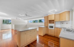 4 Rigby Crescent, West Gladstone, Qld 4680
