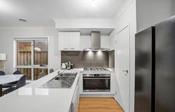 14 Greyjoy Road, Charlemont, Vic 3217