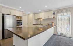2 Tandara Court, Bangholme, Vic 3175