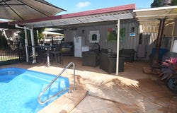 77 Bowerbird Avenue, Eli Waters, Qld 4655