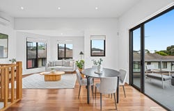 4/30 Irvine Crescent, Brunswick West, Vic 3055