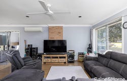 32 Lloyd George Grove, Tanilba Bay, NSW 2319