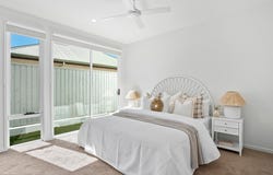 1 & 2/27 Ferguson Avenue, Labrador, Qld 4215