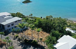 1 Jessies Way, Cannonvale, Qld 4802