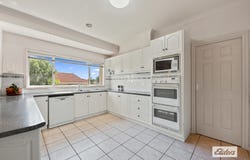 13 Argyle Way, Wodonga, Vic 3690