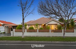 6 Hinrichsen Drive, Hallam, Vic 3803