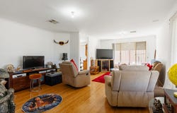 1 Stipling Gardens, Leda, WA 6170