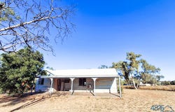 5 Skewes Street, Mount Isa, Qld 4825