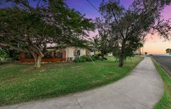 13 Kelly Street, Point Vernon, Qld 4655