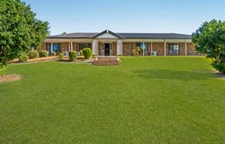 18 Mobbs Place, Ormeau, Qld 4208