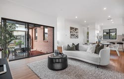 1/51 Faraday Road, Croydon South, Vic 3136
