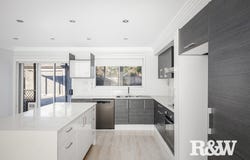 24 Madison Circuit, St Clair, NSW 2759