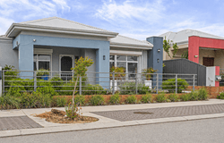 15 Banyoles Circuit, Champion Lakes, WA 6111