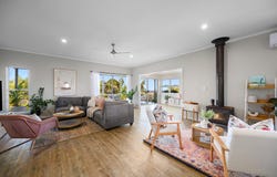 45 Paradise Drive, Tamborine Mountain, Qld 4272