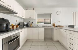 6 Quarrian Crescent, Beenleigh, Qld 4207