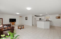 27 Ainslie Roberts Drive, Encounter Bay, SA 5211