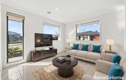 1 Glasshouse Way, Truganina, Vic 3029