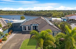 22 Spoonbill Way, Eli Waters, Qld 4655