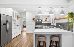 5 Tasman Avenue, Belmont, Vic 3216